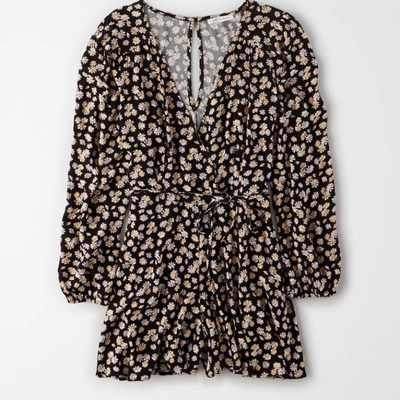 NWT American Eagle Daisy Romper - Picture 3 of 7